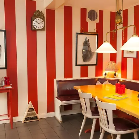 Gaestehaus Schloss Bothmer שווארמשטדט